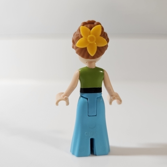Lego Disney Arendelle Castle Celebration Replacement Anna Minifigure Figure - Picture 2 of 2